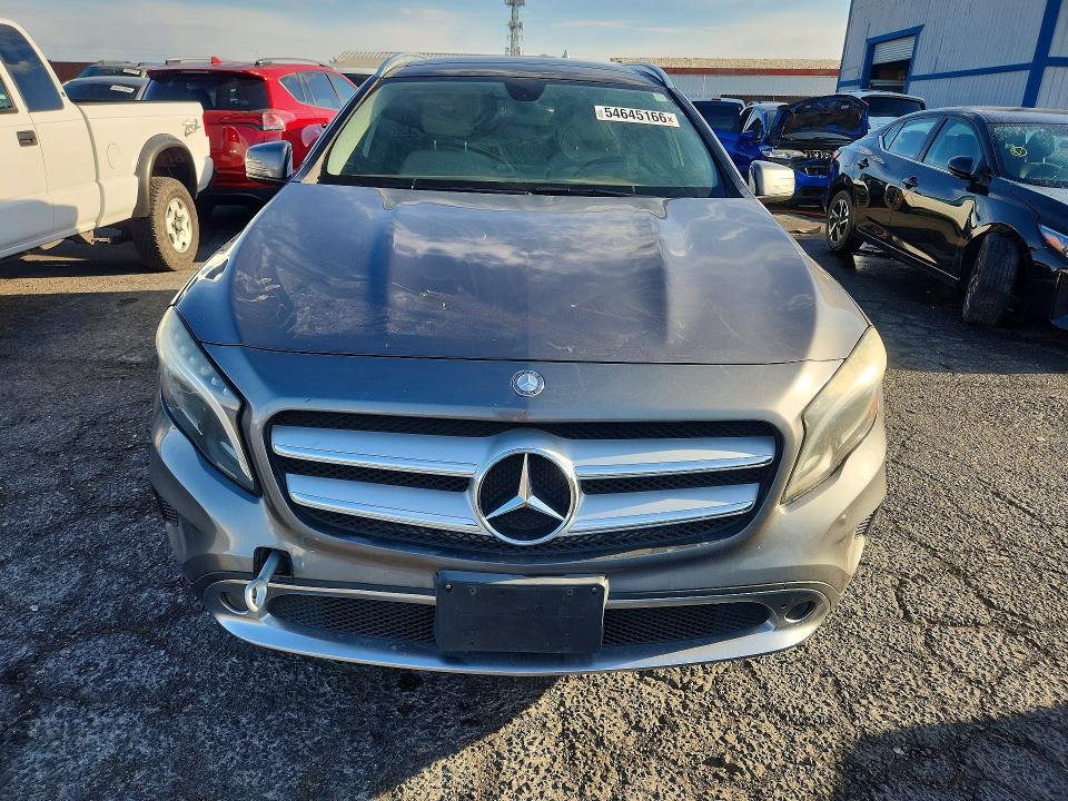 54645166 :رقم المزاد ، WDCTG4GB2FJ034364 vin ، 2015 Mercedes-benz Gla مزاد بيع