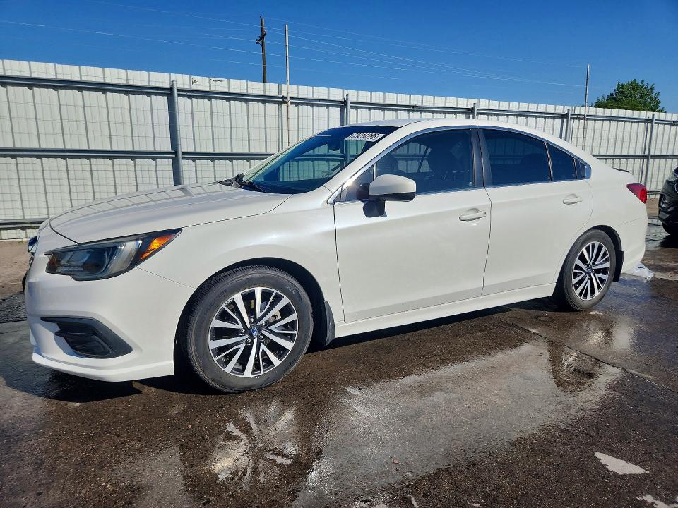 53414266 :رقم المزاد ، 4S3BNAC6XJ3041364 vin ، 2018 Subaru Legacy مزاد بيع