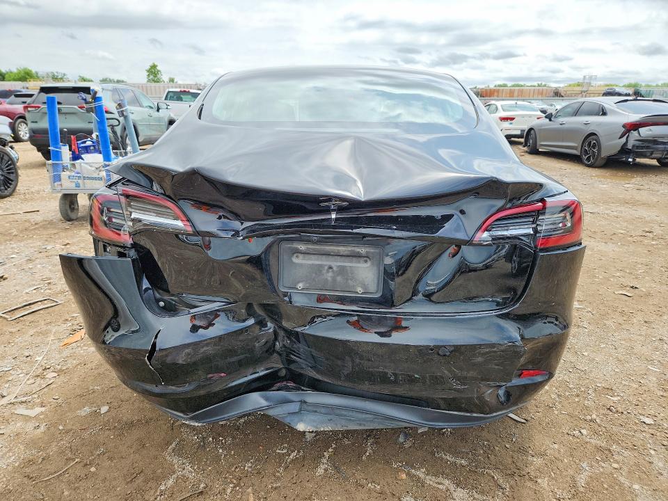 54056396 :رقم المزاد ، 5YJ3E1EA0KF193034 vin ، 2019 Tesla Model 3 مزاد بيع