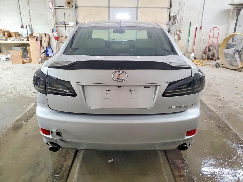 52078246 :رقم المزاد ، JTHBF5C22B2101919 vin ، 2011 Lexus Is مزاد بيع