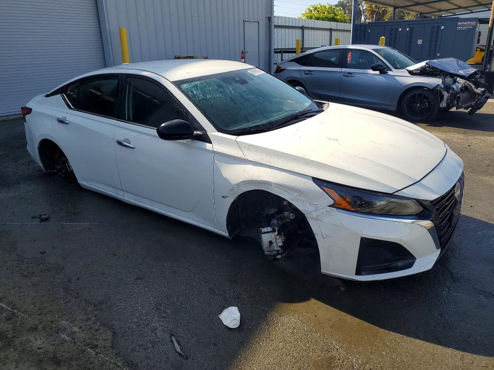 Продажа на аукционе авто 2025 Nissan Altima, vin: 1N4BL4DV9SN393800, номер лота: 53232416