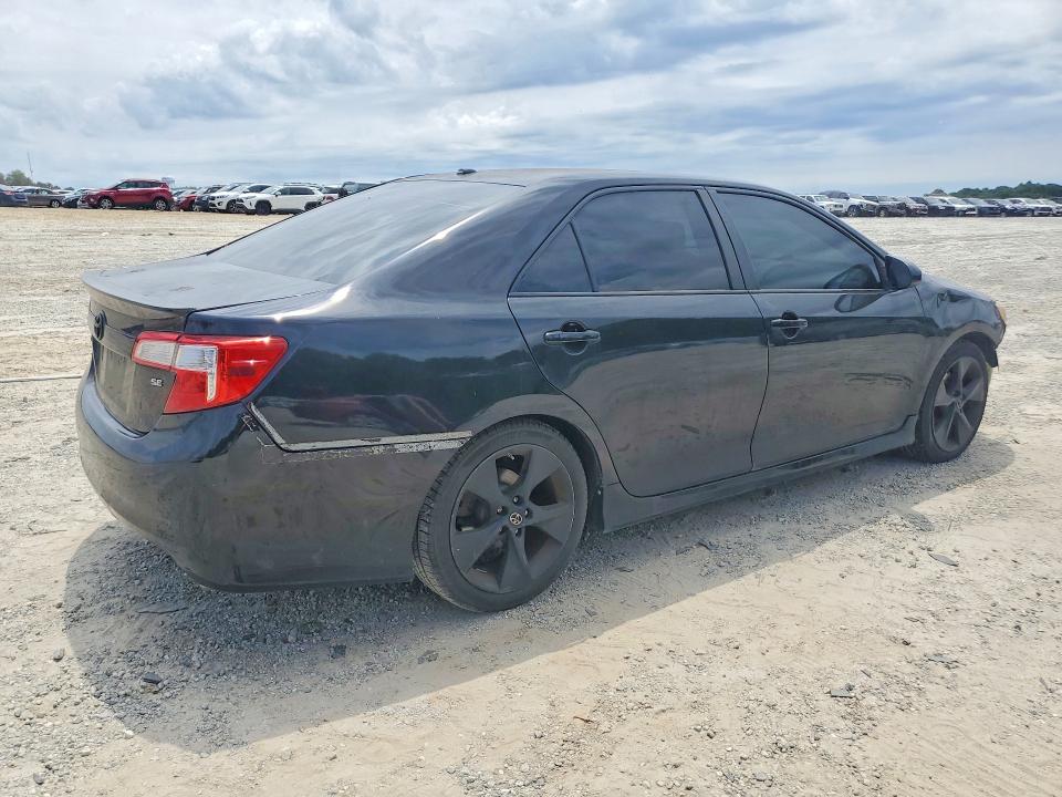 53113716 :رقم المزاد ، 4T1BK1FK3CU521255 vin ، 2012 Toyota Camry مزاد بيع