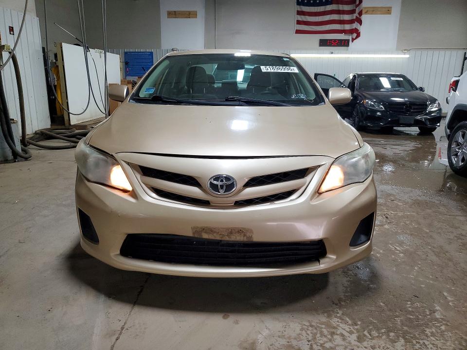 2011 Toyota Corolla მანქანა იყიდება აუქციონზე, vin: 2T1BU4EE5BC594795, აუქციონის ნომერი: 51896996