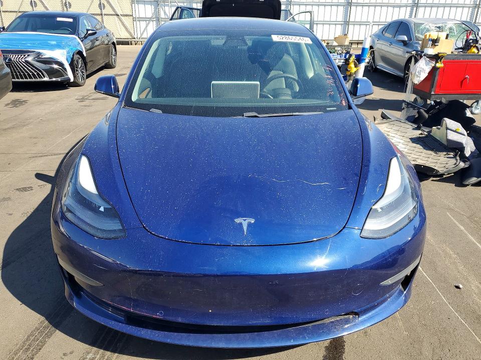 52865546 :رقم المزاد ، 5YJ3E1EA8MF002625 vin ، 2021 Tesla Model 3 مزاد بيع