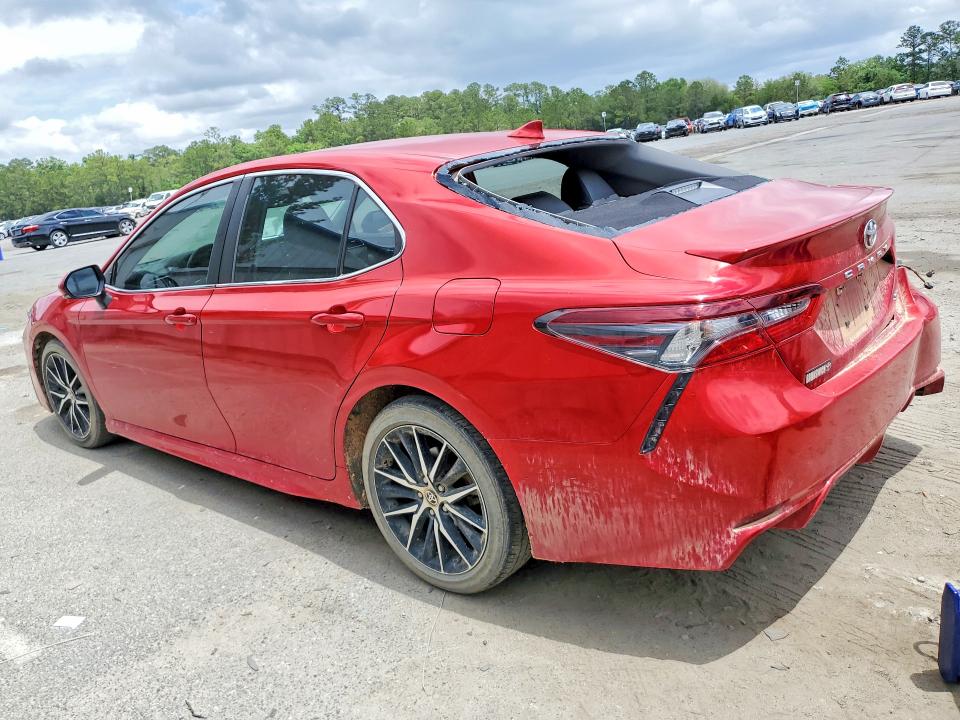 Продаж на аукціоні авто 2022 Toyota Camry, vin: 4T1G11AKXNU040440, номер лоту: 53570986