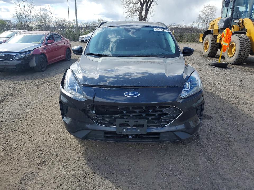 52743096 :رقم المزاد ، 1FMCU9G67NUA75130 vin ، 2022 Ford Escape مزاد بيع