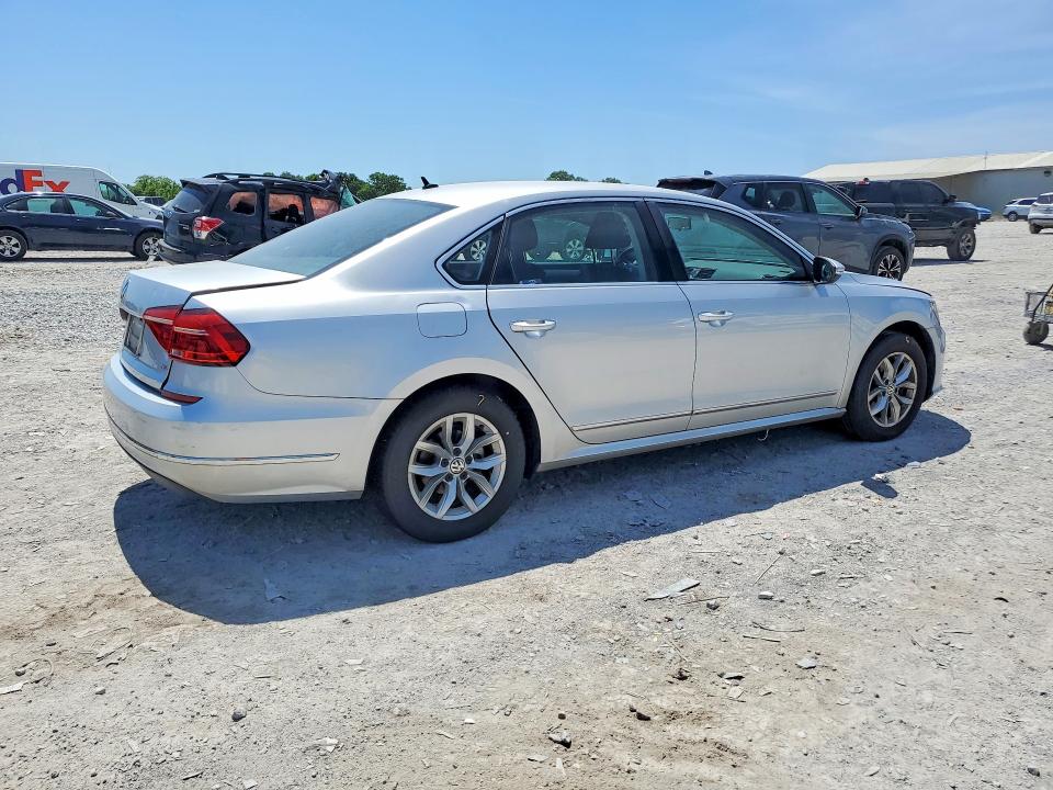 Продажа на аукционе авто 2016 Volkswagen Passat, vin: 1VWAT7A30GC052618, номер лота: 53756986