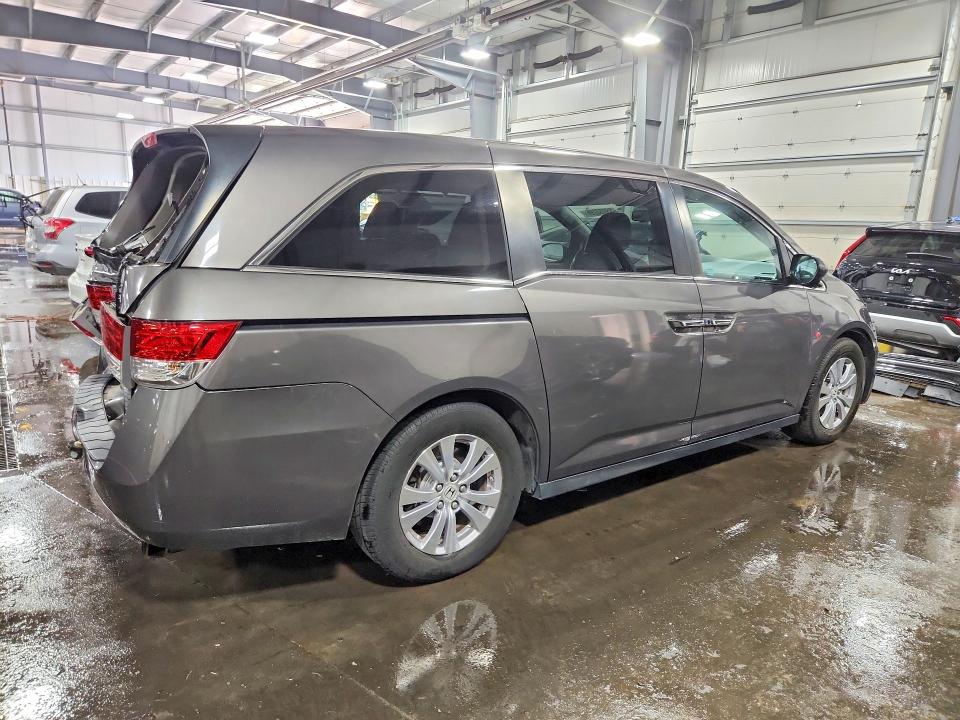 53063796 :رقم المزاد ، 5FNRL5H64HB007132 vin ، 2017 Honda Odyssey مزاد بيع