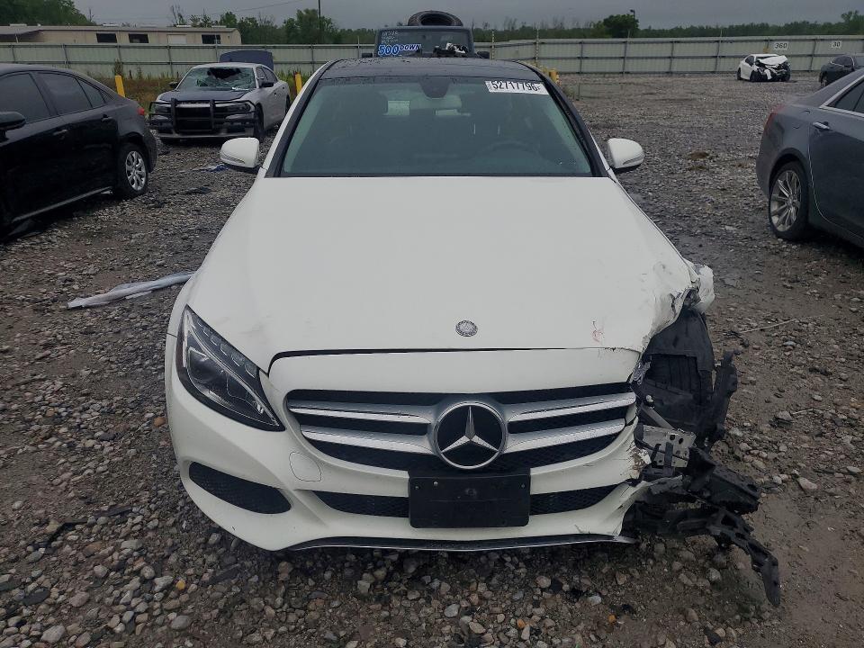 52717796 :رقم المزاد ، 55SWF4KB7FU082266 vin ، 2015 Mercedes-benz C مزاد بيع