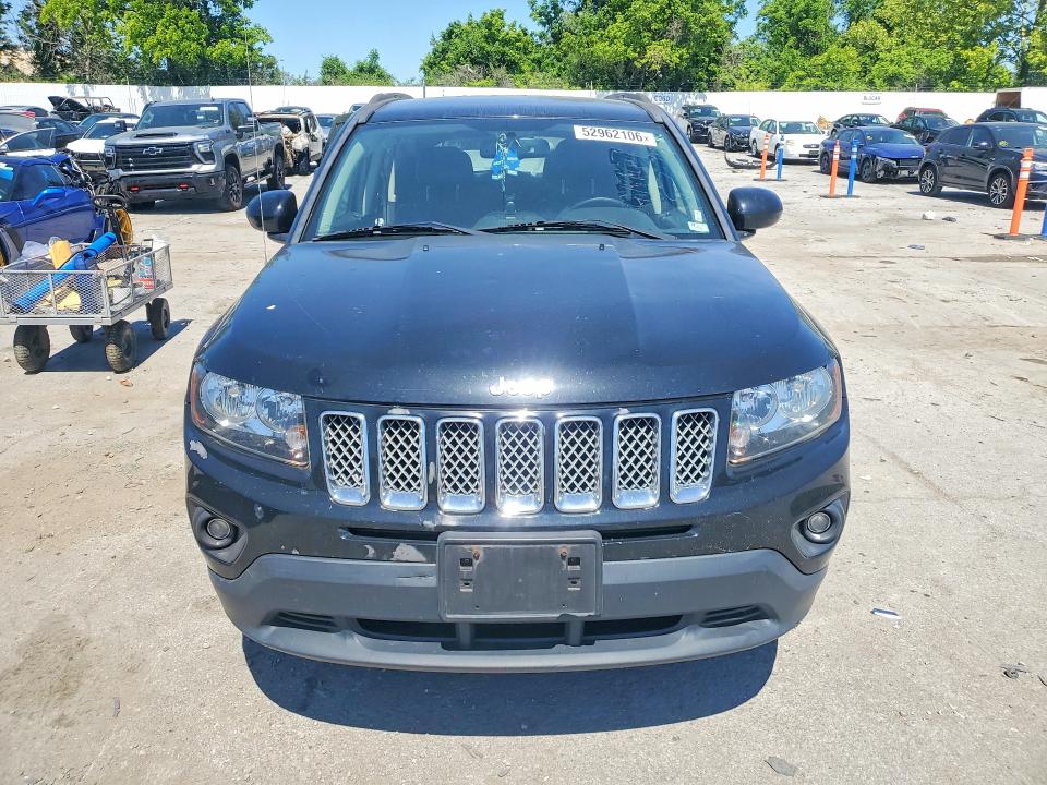 52962106 :رقم المزاد ، 1C4NJDEB5GD756818 vin ، 2016 Jeep Compass مزاد بيع