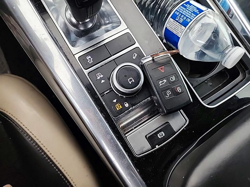 54839166 :رقم المزاد ، SALWV2SV2JA187763 vin ، 2018 Land Rover Range Rover Sport مزاد بيع