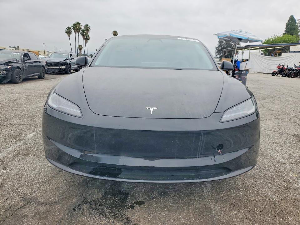 52932516 :رقم المزاد ، 5YJ3E1EA3SF983637 vin ، 2025 Tesla Model 3 مزاد بيع