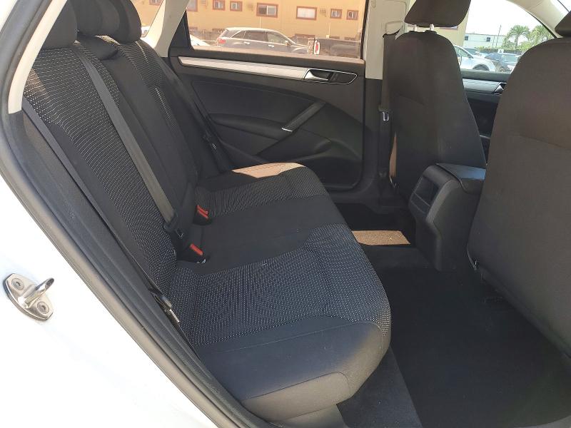 Продажа на аукционе авто 2017 Volkswagen Passat, vin: 1VWAT7A34HC002919, номер лота: 52783066