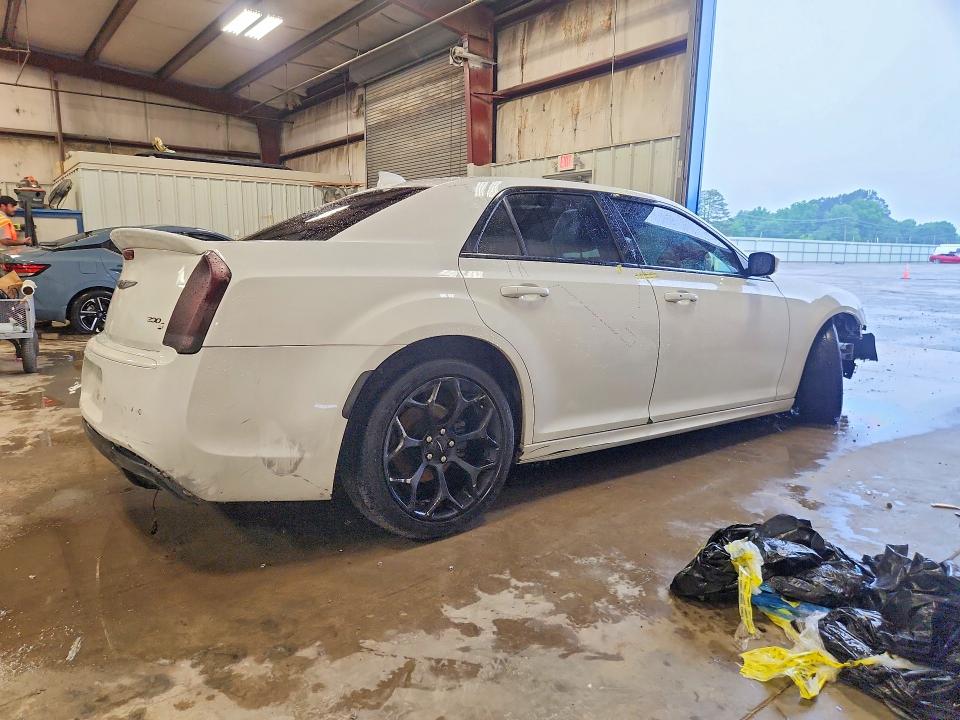 2018 Chrysler 300 მანქანა იყიდება აუქციონზე, vin: 2C3CCABG6JH244516, აუქციონის ნომერი: 55314936