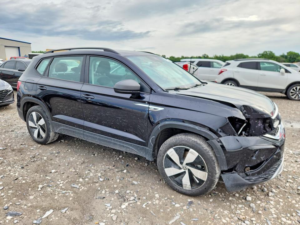 51020696 :رقم المزاد ، 3VV8X7B26RM080356 vin ، 2024 Volkswagen Taos مزاد بيع