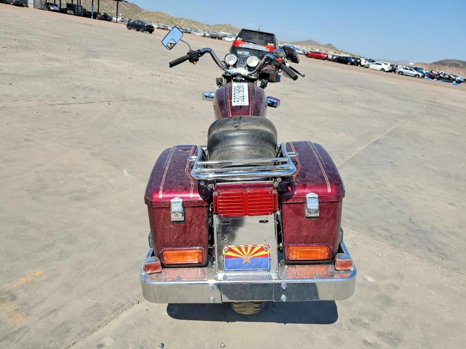 53279896 :رقم المزاد ، 1HFSC0200CA223785 vin ، 1982 Honda Gl1100 مزاد بيع