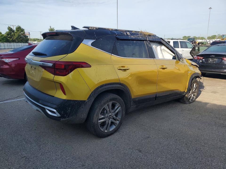 53710036 :رقم المزاد ، KNDEUCAA4N7310265 vin ، 2022 Kia Seltos مزاد بيع
