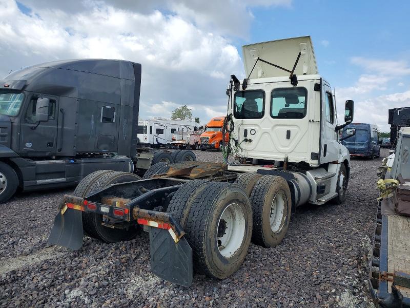 Продажа на аукционе авто 2022 Freightliner Cascadia 126, vin: 3AKJHLDV4NSMS8368, номер лота: 53298626
