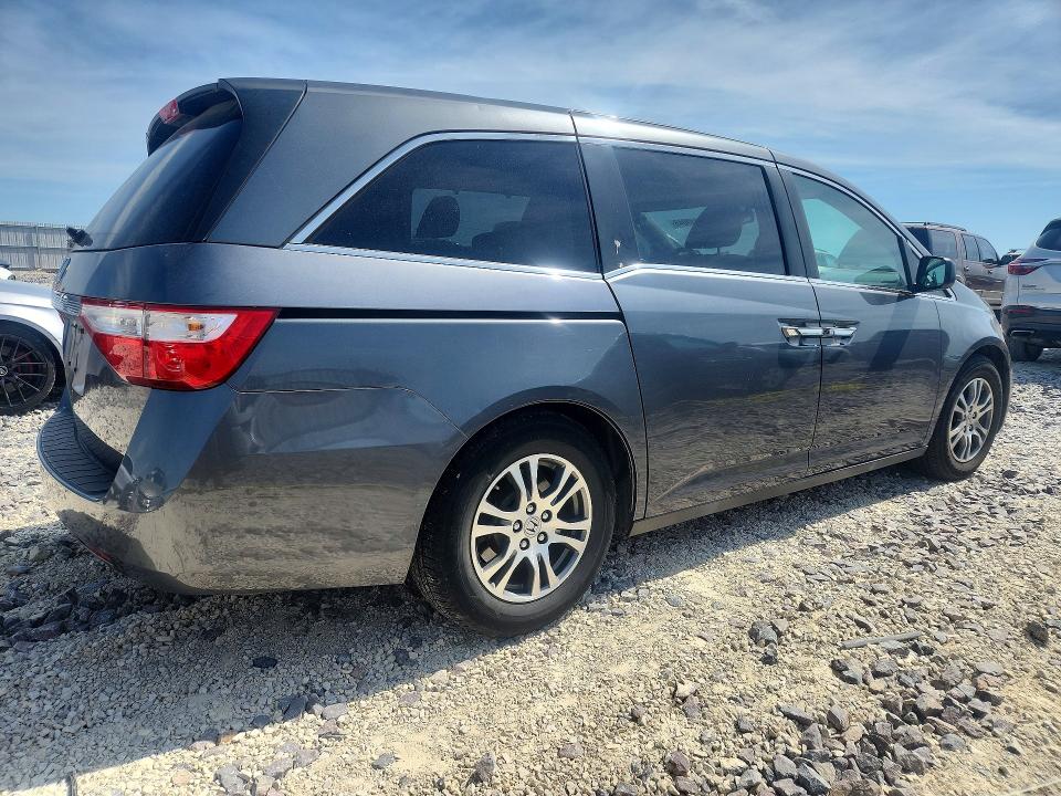 53419046 :رقم المزاد ، 5FNRL5H67DB032861 vin ، 2013 Honda Odyssey مزاد بيع