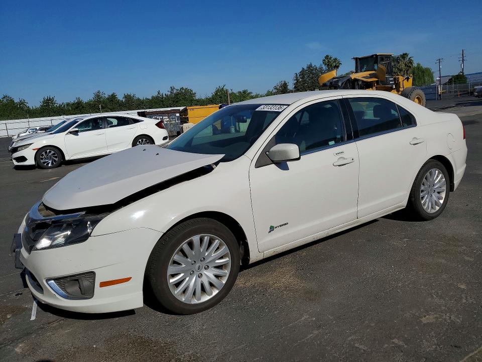 53133136 :رقم المزاد ، 3FADP0L3XCR305163 vin ، 2012 Ford Fusion مزاد بيع
