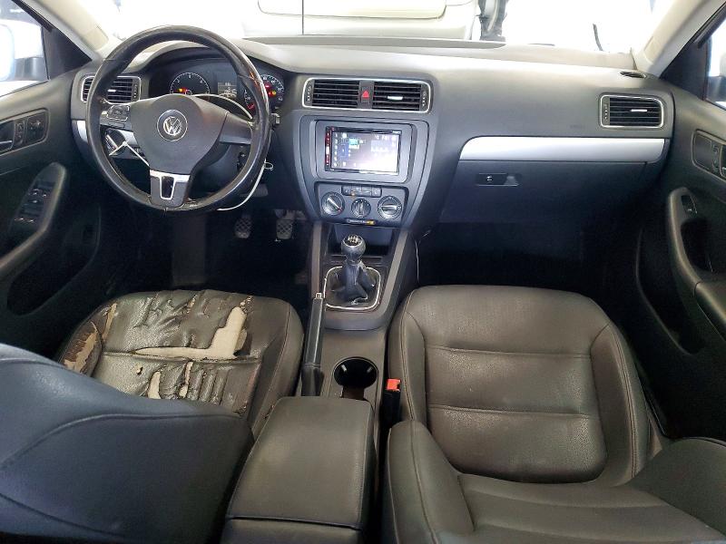 52190376 :رقم المزاد ، 3VW3L7AJ9BM124253 vin ، 2011 Volkswagen Jetta مزاد بيع