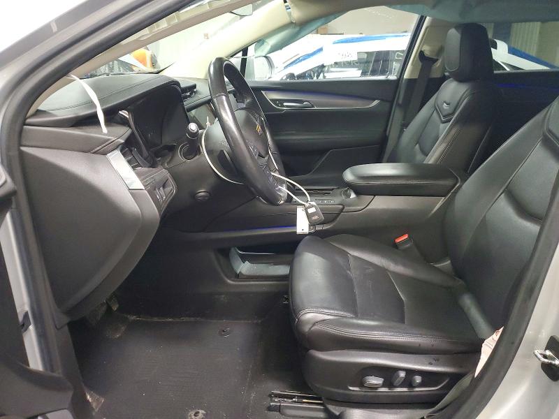 51905256 :رقم المزاد ، 1GYKNFRS9KZ108580 vin ، 2019 Cadillac Xt5 مزاد بيع