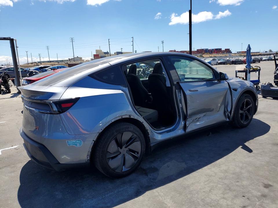 2026 Tesla Model Y მანქანა იყიდება აუქციონზე, vin: 7SAYGDEE1TF327669, აუქციონის ნომერი: 55621046