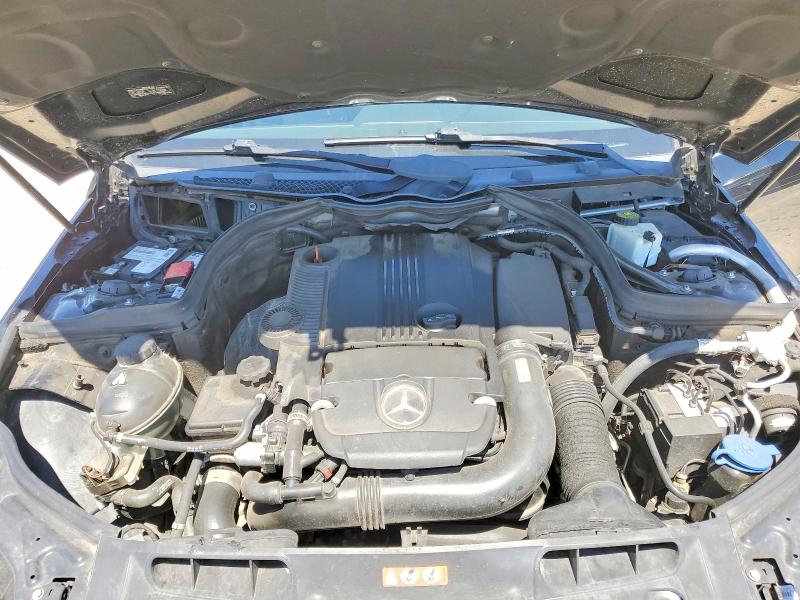 54976866 :رقم المزاد ، WDDGF4HB3ER303177 vin ، 2014 Mercedes-benz C مزاد بيع
