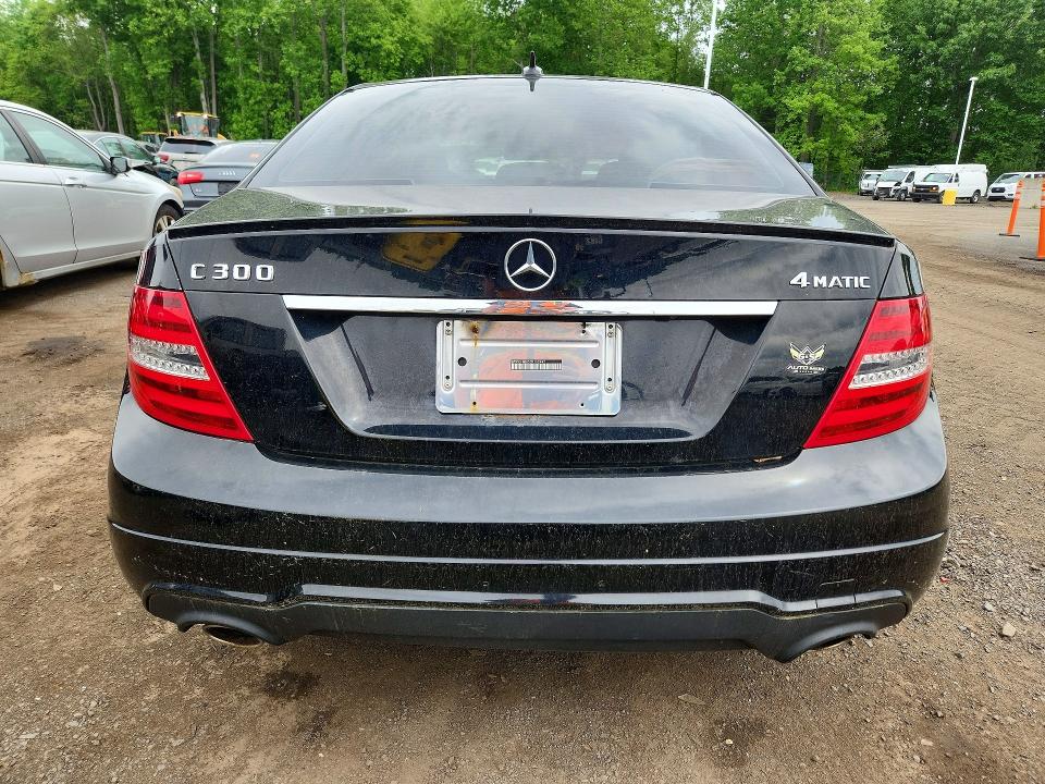 54626666 :رقم المزاد ، WDDGF8BB5CR192497 vin ، 2012 Mercedes-benz C مزاد بيع