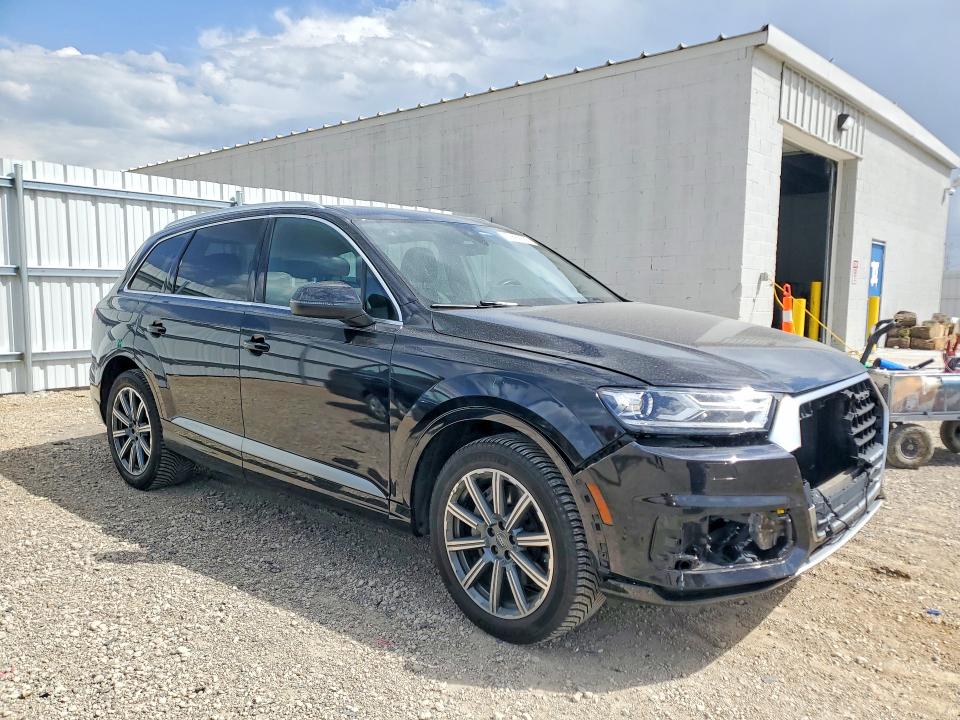 51862656 :رقم المزاد ، WA1LHAF70JD046187 vin ، 2018 Audi Q7 مزاد بيع