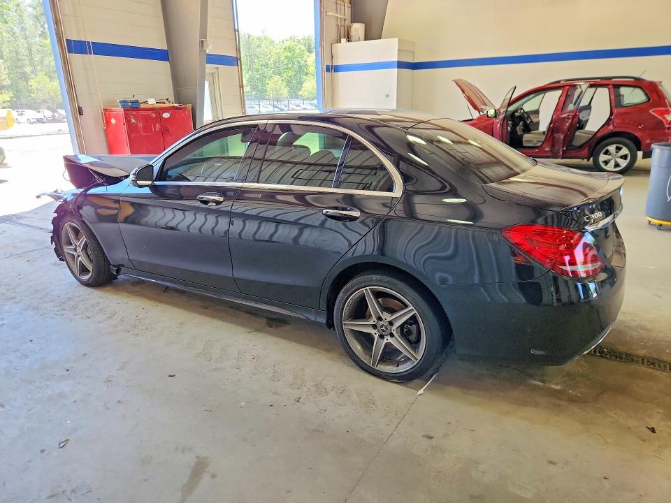 54988346 :رقم المزاد ، 55SWF4KB1JU259368 vin ، 2018 Mercedes-benz C مزاد بيع
