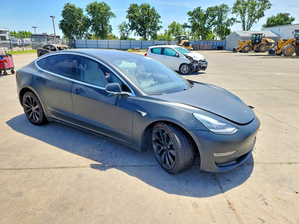 57375576 :رقم المزاد ، 5YJ3E1EB5KF539961 vin ، 2019 Tesla Model 3 مزاد بيع