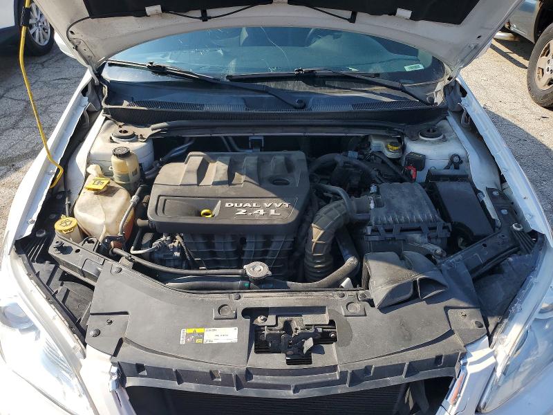 2013 Chrysler 200 მანქანა იყიდება აუქციონზე, vin: 1C3CCBBBXDN763879, აუქციონის ნომერი: 53726186