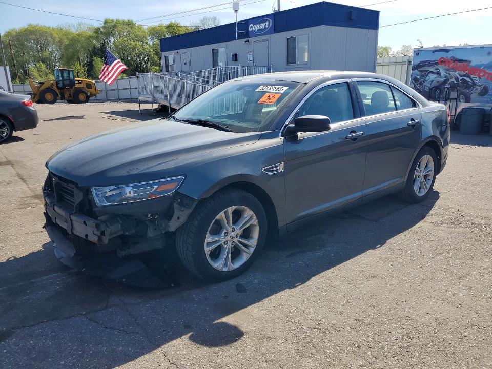 53452366 :رقم المزاد ، 1FAHP2D81GG153987 vin ، 2016 Ford Taurus مزاد بيع