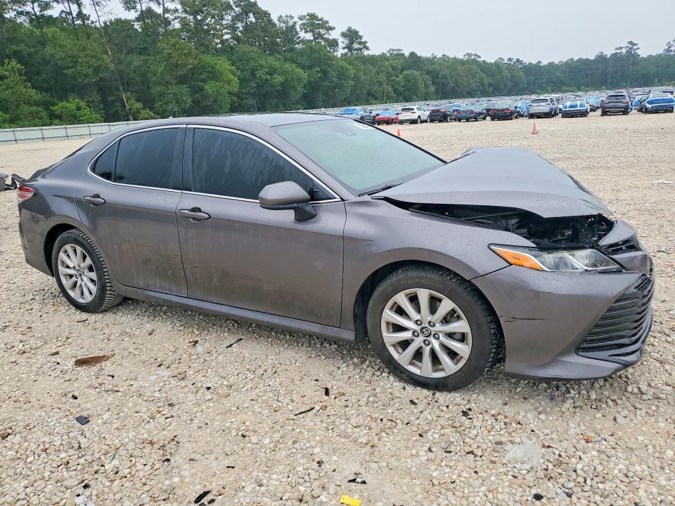 2019 Toyota Camry მანქანა იყიდება აუქციონზე, vin: 4T1B11HK8KU230961, აუქციონის ნომერი: 53585776