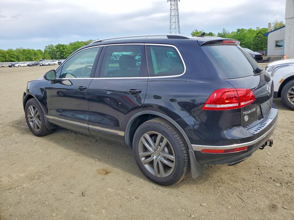50517126 :رقم المزاد ، WVGEF9BP9GD002203 vin ، 2016 Volkswagen Touareg مزاد بيع