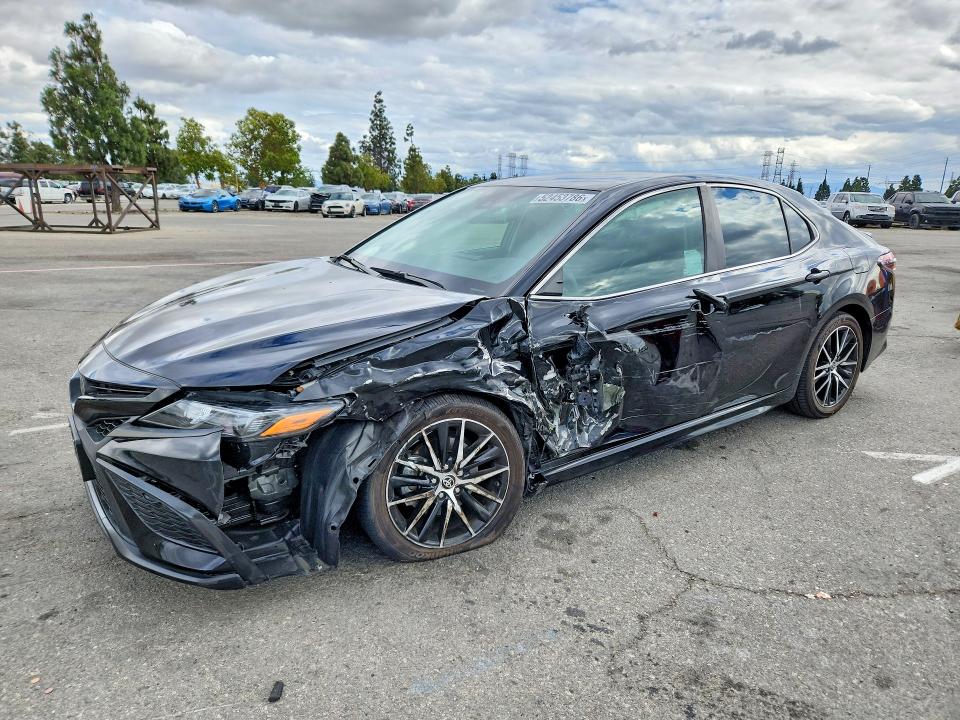 Продаж на аукціоні авто 2024 Toyota Camry, vin: 4T1G11AK1RU906189, номер лоту: 52453786