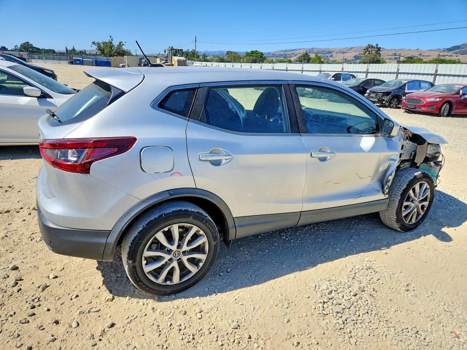 2021 Nissan Rogue Sport მანქანა იყიდება აუქციონზე, vin: JN1BJ1AV1MW303252, აუქციონის ნომერი: 54322116