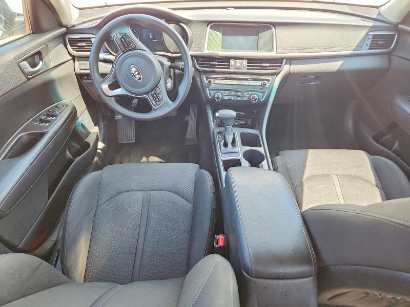 55354566 :رقم المزاد ، 5XXGT4L37JG218990 vin ، 2018 Kia Optima مزاد بيع