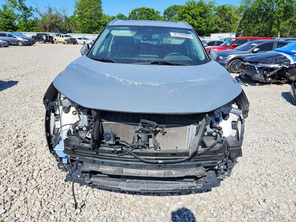 41726026 :رقم المزاد ، 5N1BT3CB6PC755740 vin ، 2023 Nissan Rogue مزاد بيع