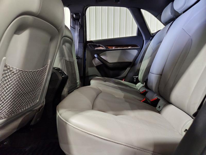 Продажа на аукционе авто 2016 Audi Q3, vin: WA1EFCFSXGR010288, номер лота: 51968376