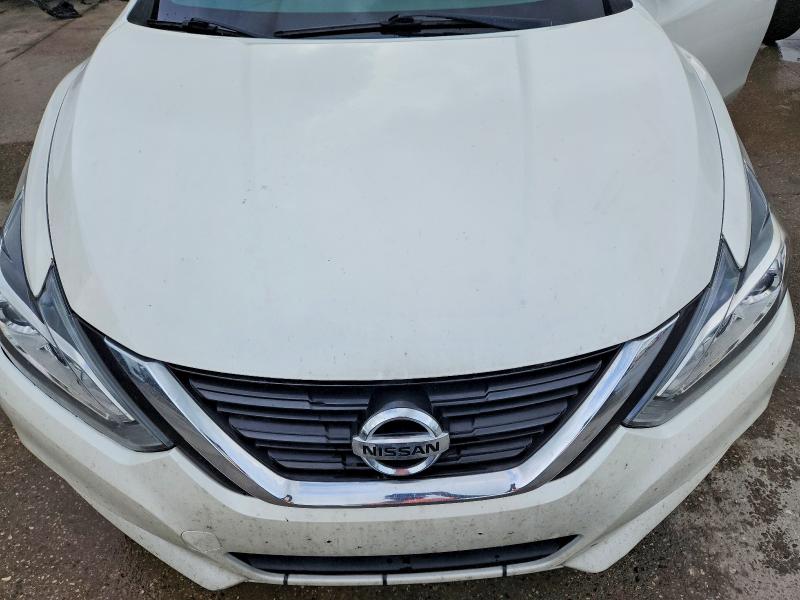 Продаж на аукціоні авто 2018 Nissan Altima, vin: 1N4AL3APXJC266219, номер лоту: 55178546