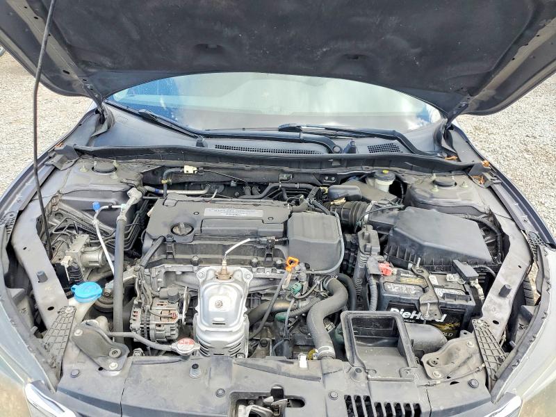 55456586 :رقم المزاد ، 1HGCR2F33FA084786 vin ، 2015 Honda Accord مزاد بيع