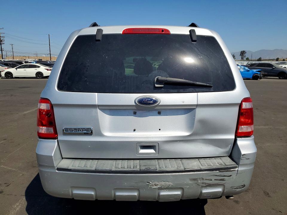 52021156 :رقم المزاد ، 1FMCU0D77BKA27787 vin ، 2011 Ford Escape مزاد بيع