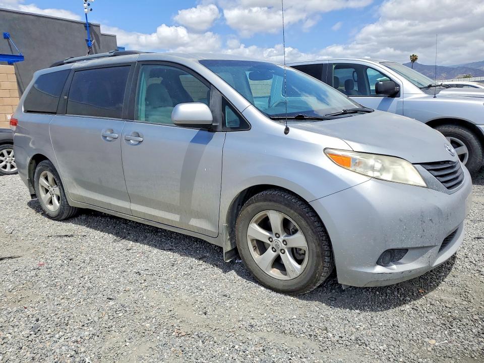 Продаж на аукціоні авто 2012 Toyota Sienna, vin: 5TDKK3DC6CS216204, номер лоту: 54693266