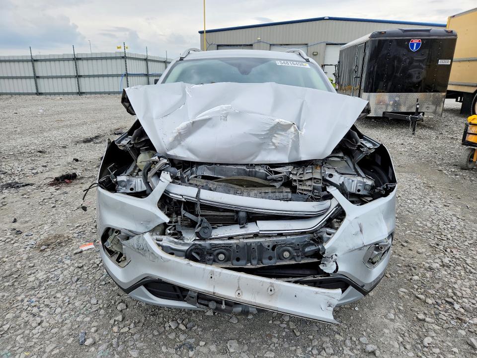 54816496 :رقم المزاد ، 1FMCU0JD3HUC01071 vin ، 2017 Ford Escape مزاد بيع