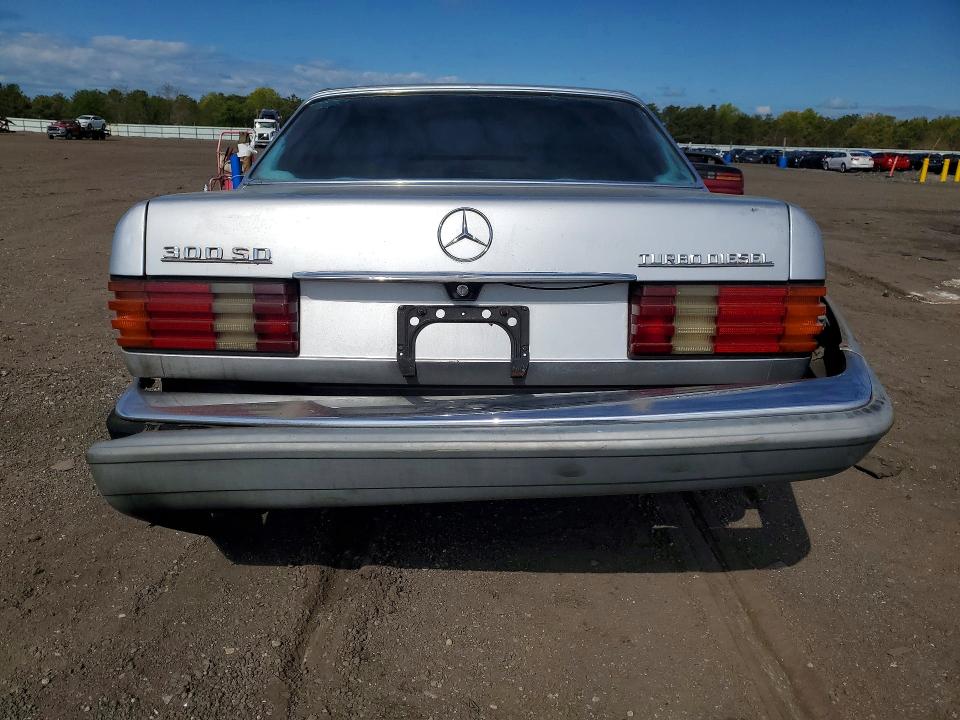 Продажа на аукционе авто 1985 Mercedes-benz 300, vin: WDBCB20C3FA135570, номер лота: 53710526