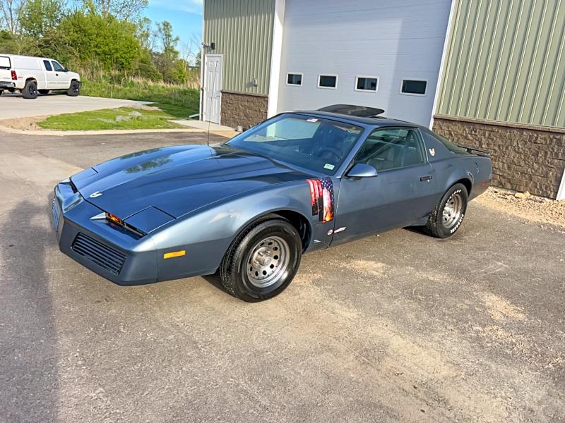 Продажа на аукционе авто 1983 Pontiac Firebird, vin: 1G2AW87H9DL203250, номер лота: 54011976