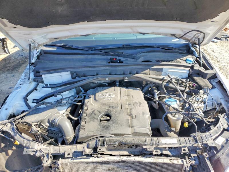 2015 Audi Q5 მანქანა იყიდება აუქციონზე, vin: WA1LFAFPXFA045689, აუქციონის ნომერი: 52229816