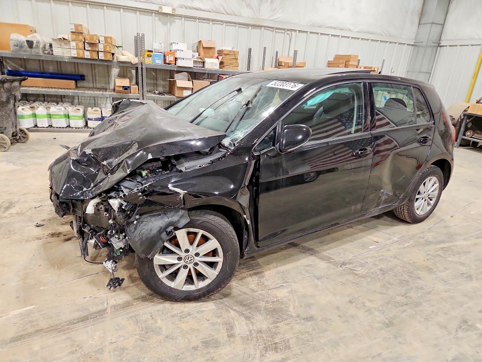 52203176 :رقم المزاد ، 3VW217AU5FM029514 vin ، 2015 Volkswagen Golf مزاد بيع